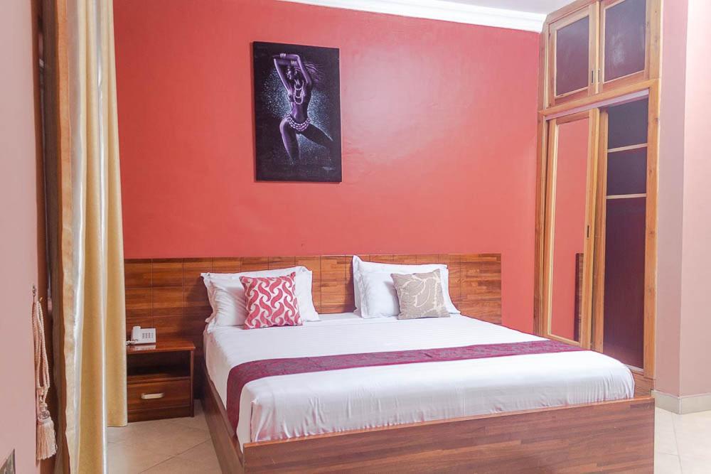Triple Hill Hotel Weija Exterior foto