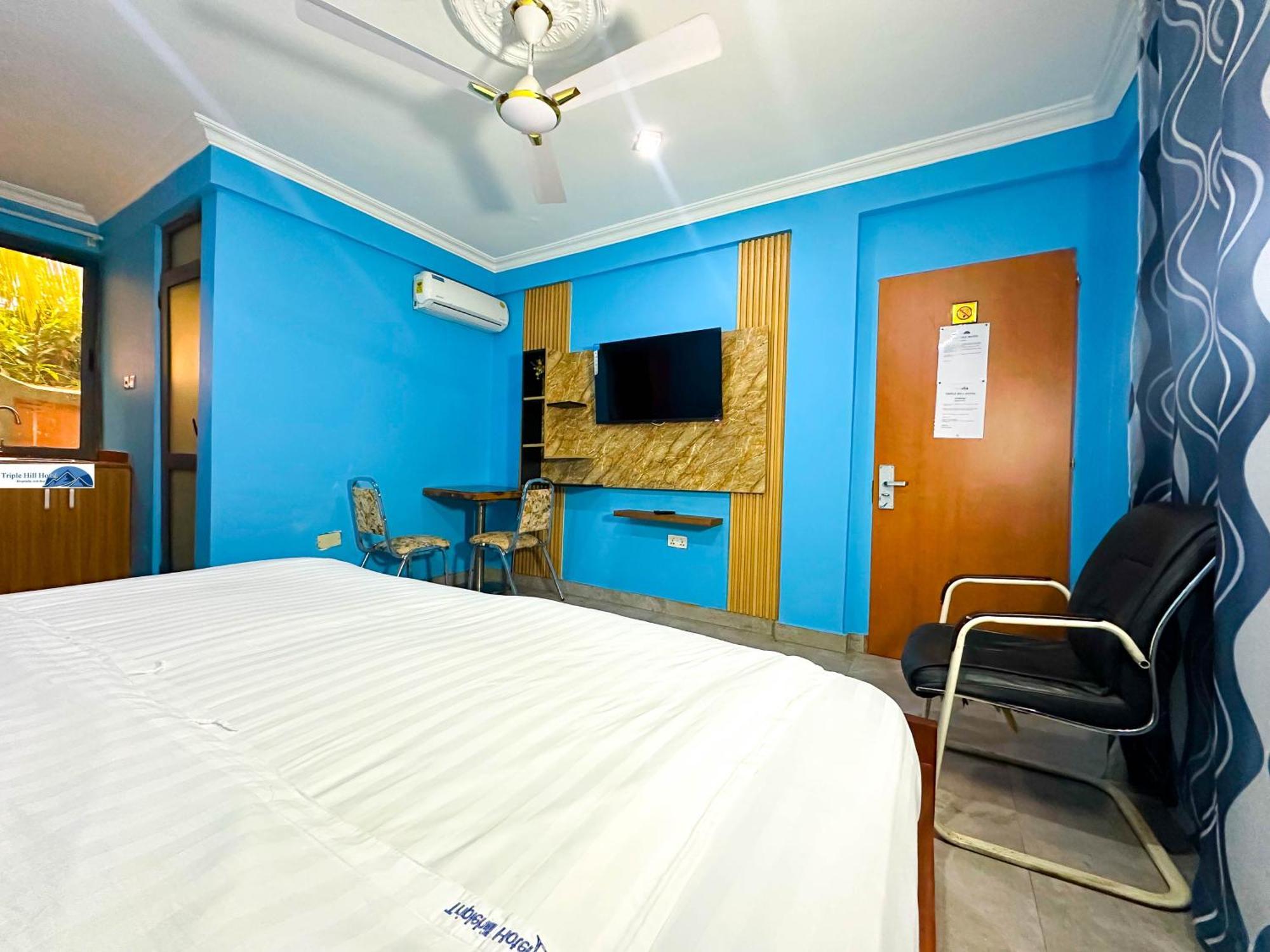 Triple Hill Hotel Weija Exterior foto
