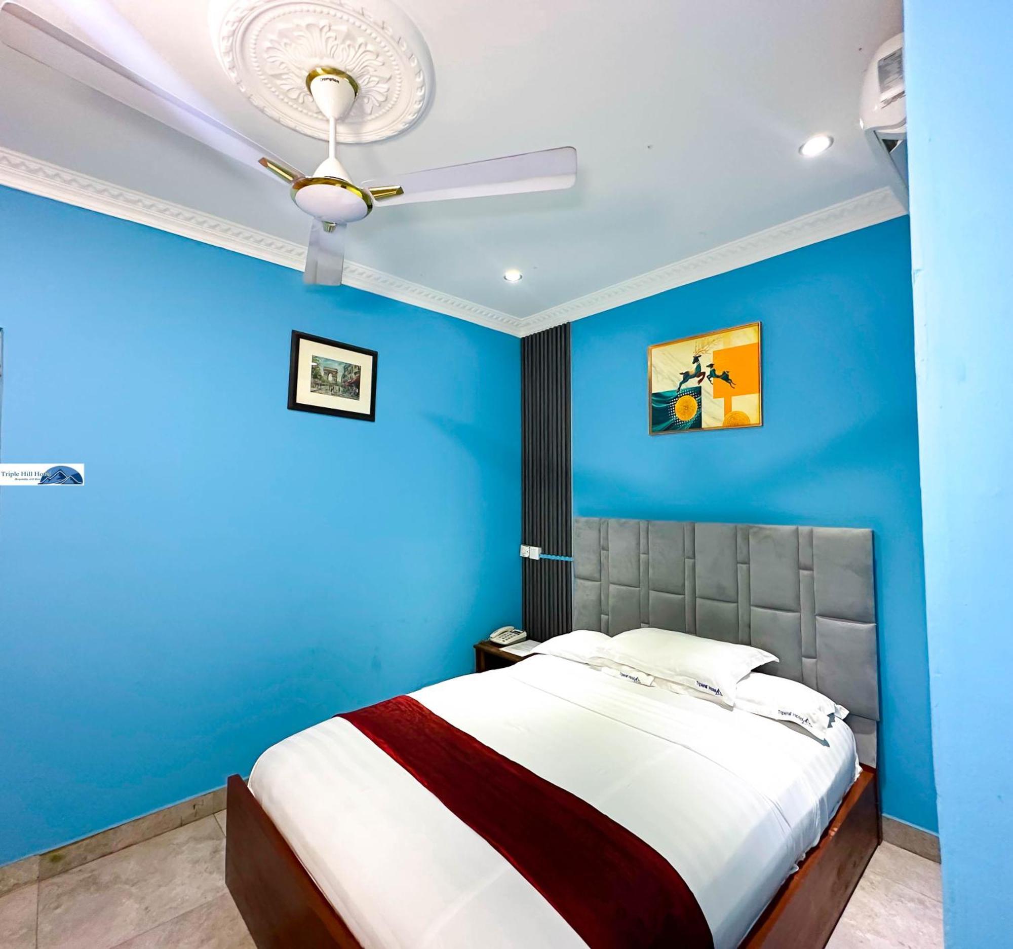 Triple Hill Hotel Weija Exterior foto
